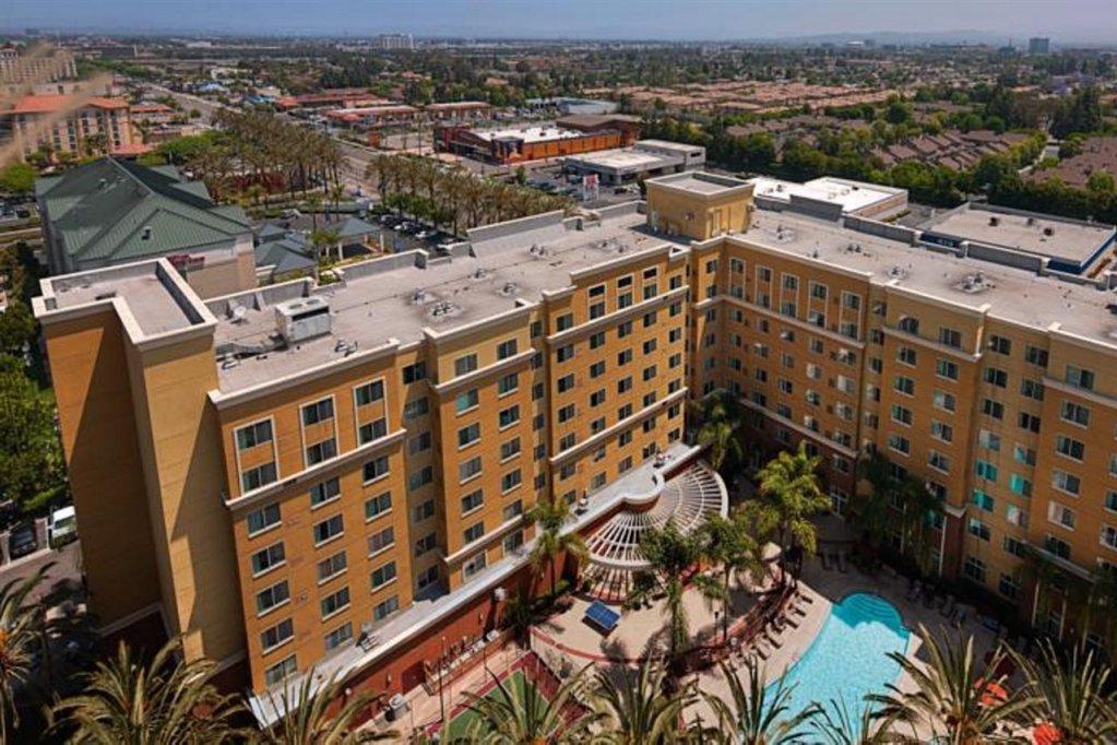 Фото Residence Inn by Marriott Anaheim Resort Area
