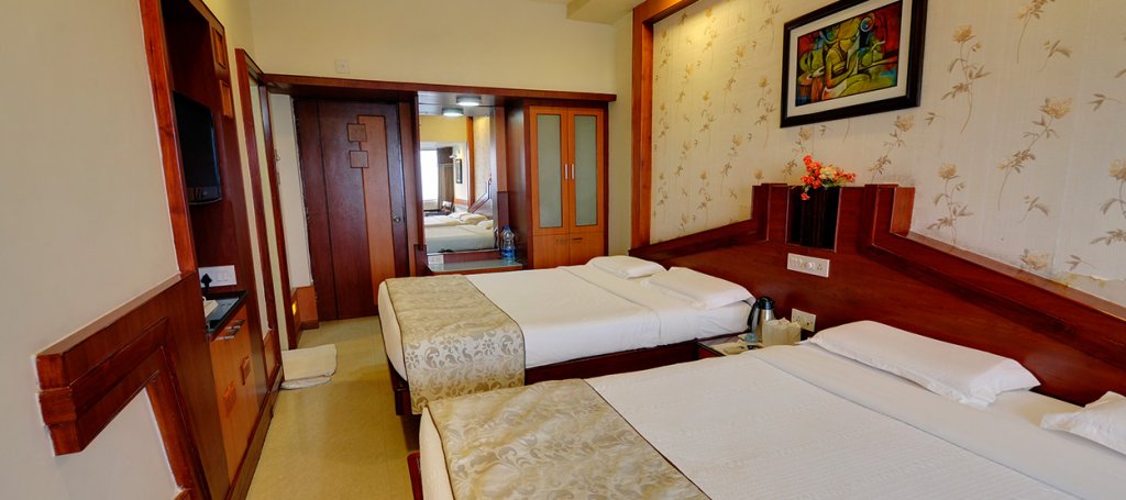 Фото Nayak Beach Resort