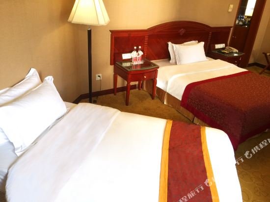 Фото GreenTree Eastern Shenzhen Luohu East Gate Hotel