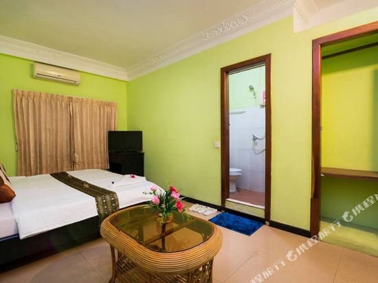 Фото Happy Zone Hostel