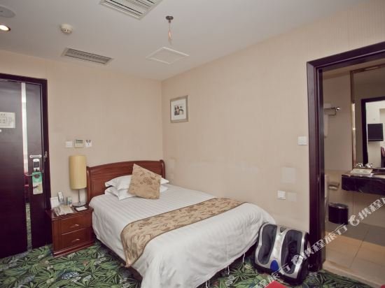 Фото Dalian Great Wall Hotel