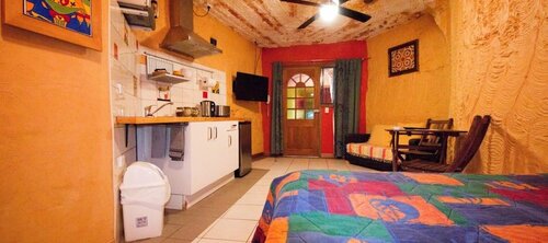 Гостиница The Underground Motel в Кубер-Педи
