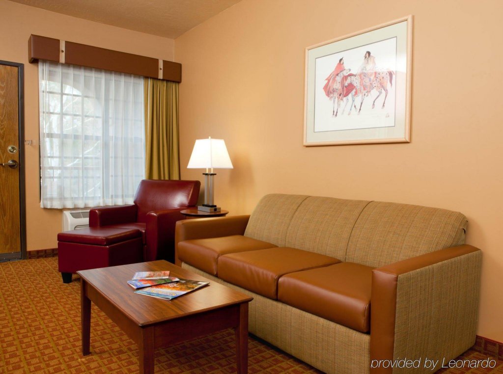 Фото Sedona Real Inn & Suites