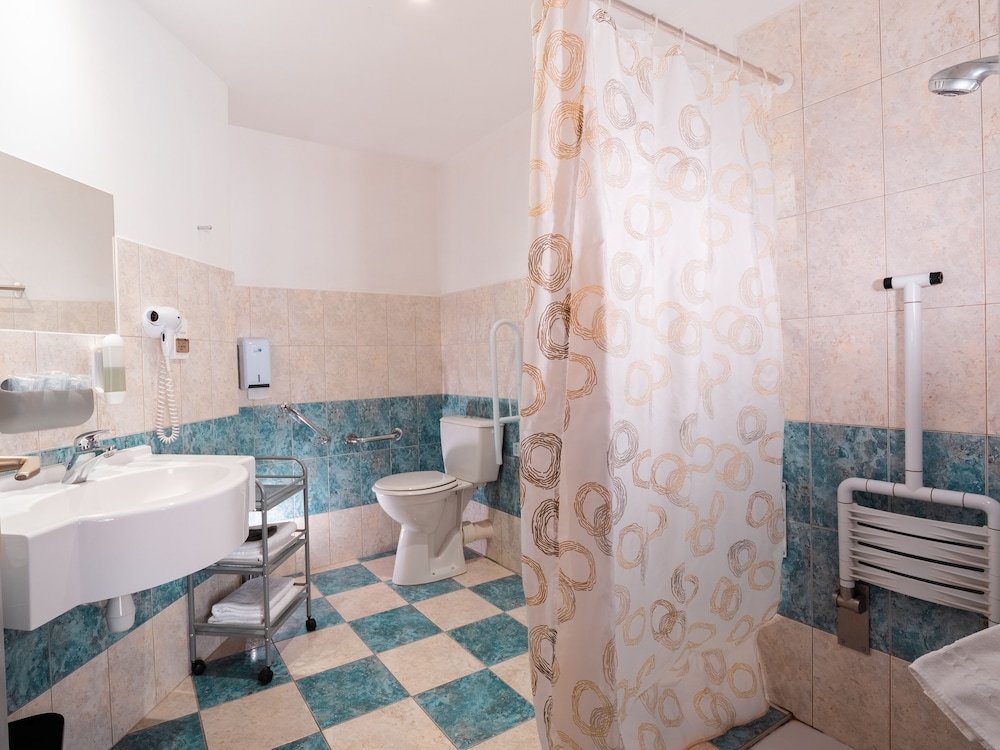 Фото La Vieille Auberge Du Lac