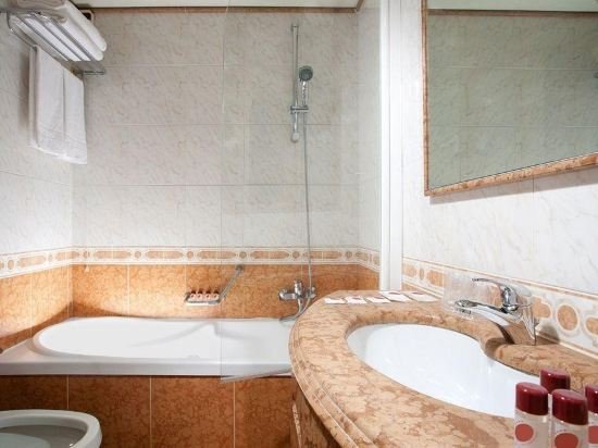 Фото Ambasciatori Hotel Venice Mestre Tapestry Collection by Hilton