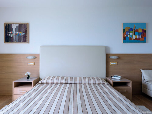 Внешний вид отеля Hotel Bristol в Езоле, фото 4