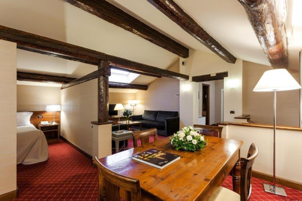 Фото Hotel Accademia