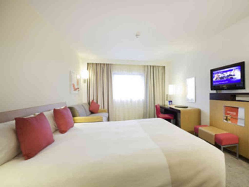 Фото Novotel London Bridge Hotel