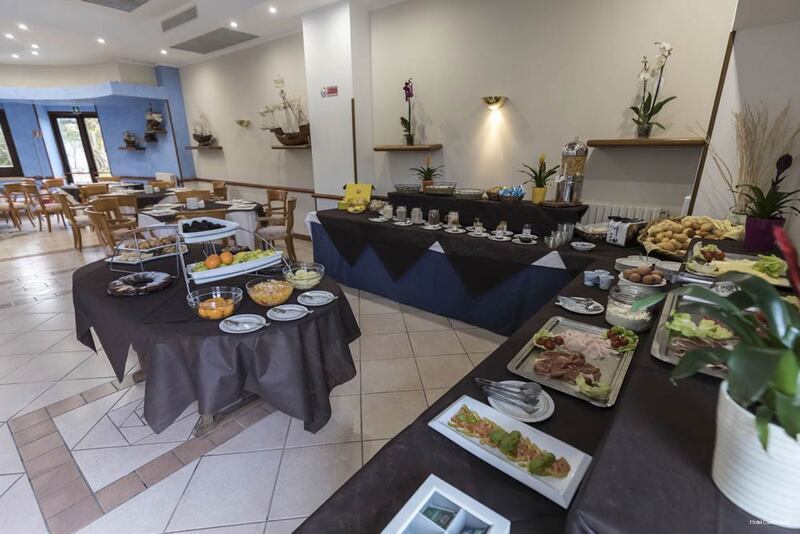 Фото Hotel Calabrisella