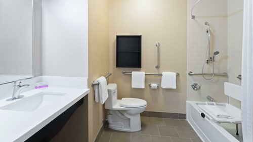 Гостиница Candlewood Suites Grove City - Outlet Center, an Ihg Hotel