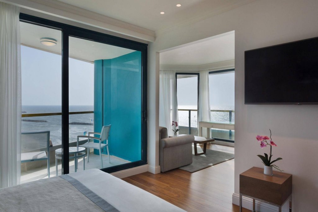 Фото Okeanos Suites Herzliya Hotel by Herbert Samuel