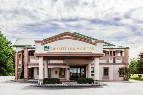 Гостиница Quality Inn & Suites Quakertown - Allentown