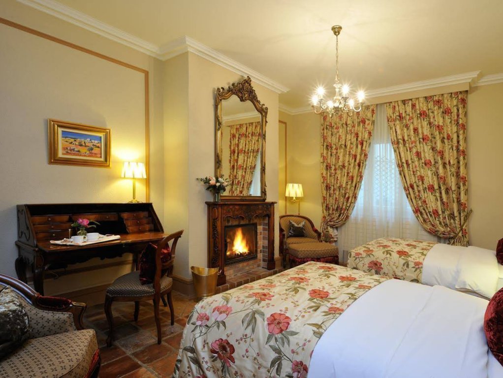 Фото Hôtel de La Cigogne