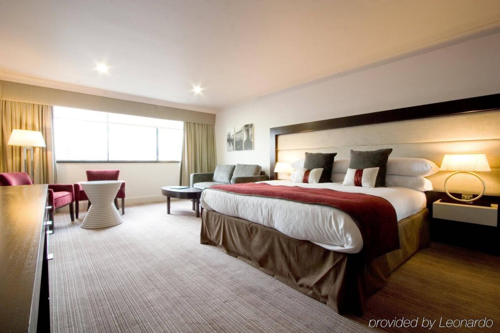 Фото DoubleTree by Hilton Hotel Glasgow Central