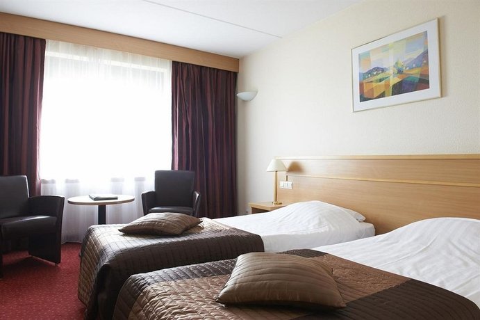 Фото Bastion Hotel Zoetermeer