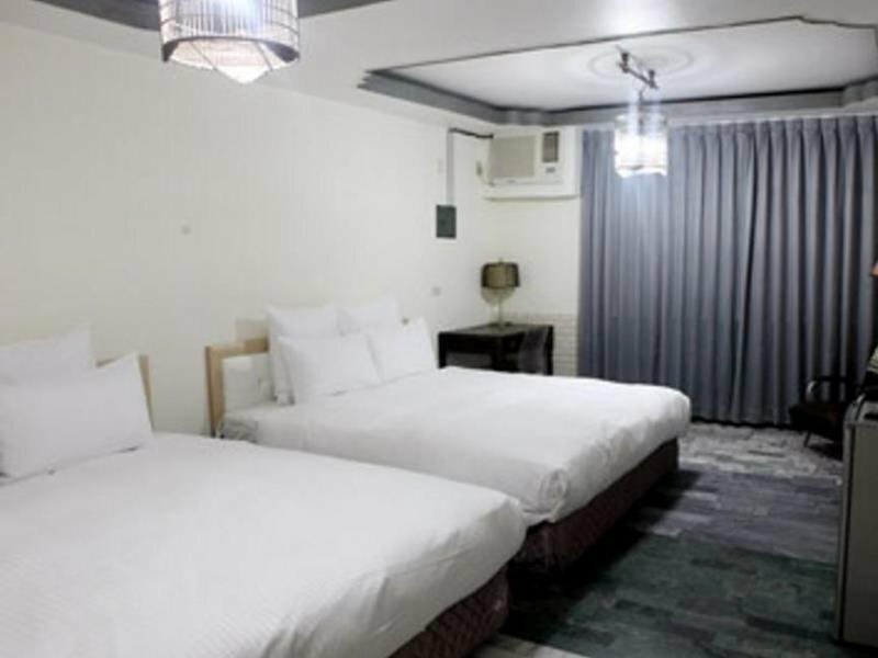 Гостиница Xie Tainan Castle Town B&b в Тайнани