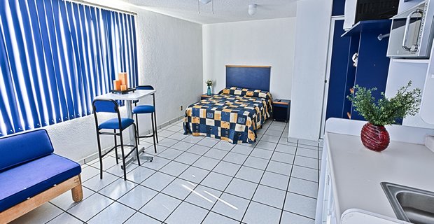 Фото H Hotel And Suites Lopez Mateos