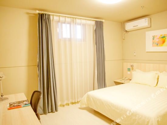 Фото Jinjiang Inn Cangzhou West High speed Train Station Rongsheng Plaza