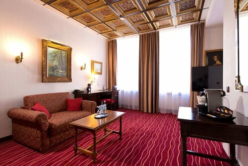 Гостиница KING's Hotel First Class в Мюнхене