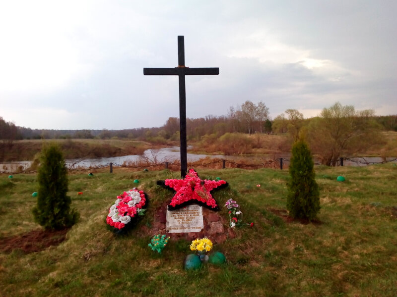Кладбище Воинский мемориал Большое Устье, Калужская область, фото