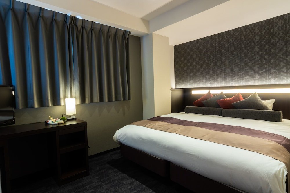 Фото Kyoto Crystal Hotel III