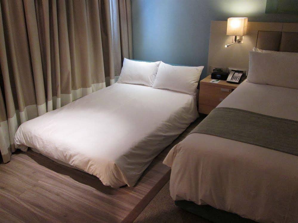 Фото Holiday Inn Mauritius Mon Tresor an Ihg Hotel