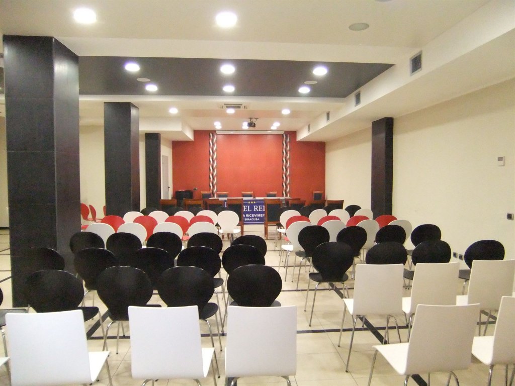 Фото Hotel Relax