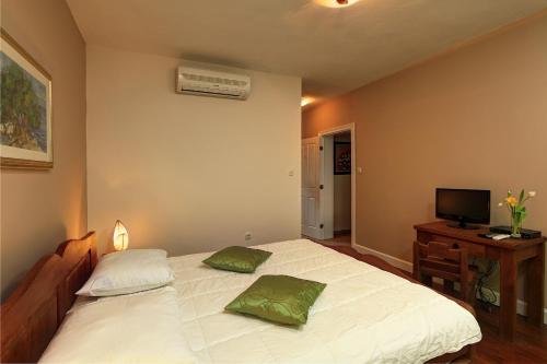 Фото Villa Varos