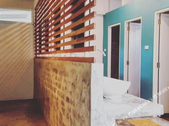 Фото Glur Hostel Aonang