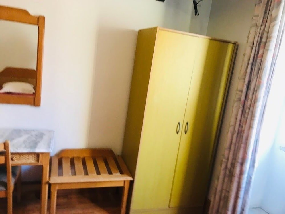 Фото Residencial Roxi