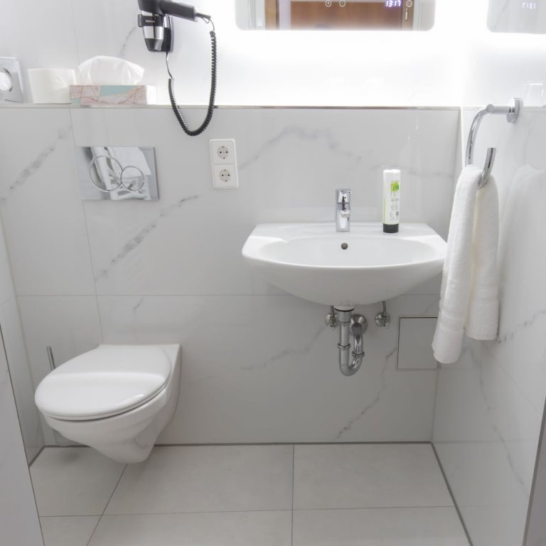 Фото Hotel Bär Sinsheim