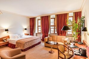 Гостиница Relais & Châteaux Hotel Bülow Palais