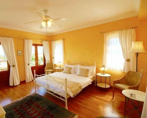 Hotel Apricot Gardens Guesthouse, Capetown, photo