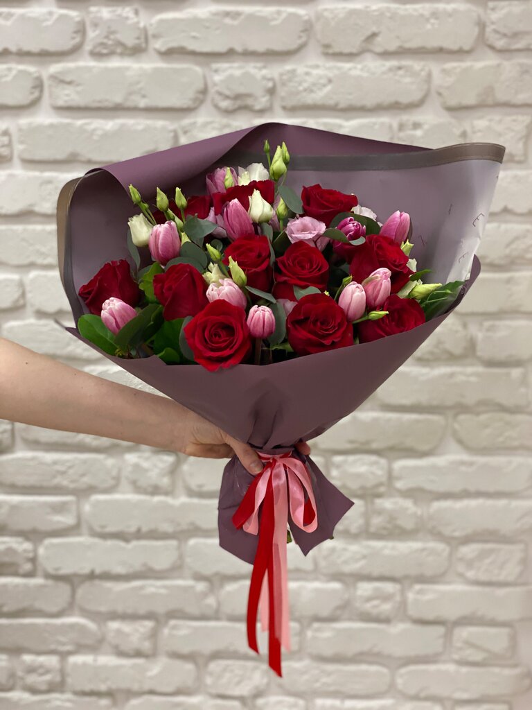 Flowers and bouquets delivery Rivyera, Khanty‑Mansiysk, photo