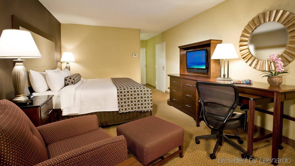 Фото Crowne Plaza Crystal City-Washington, D. C., an Ihg Hotel