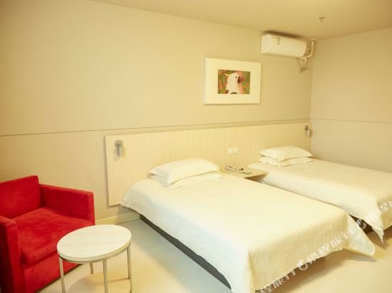 Фото Jinjiang Inn Linyi Fei County Lanse Gangwan