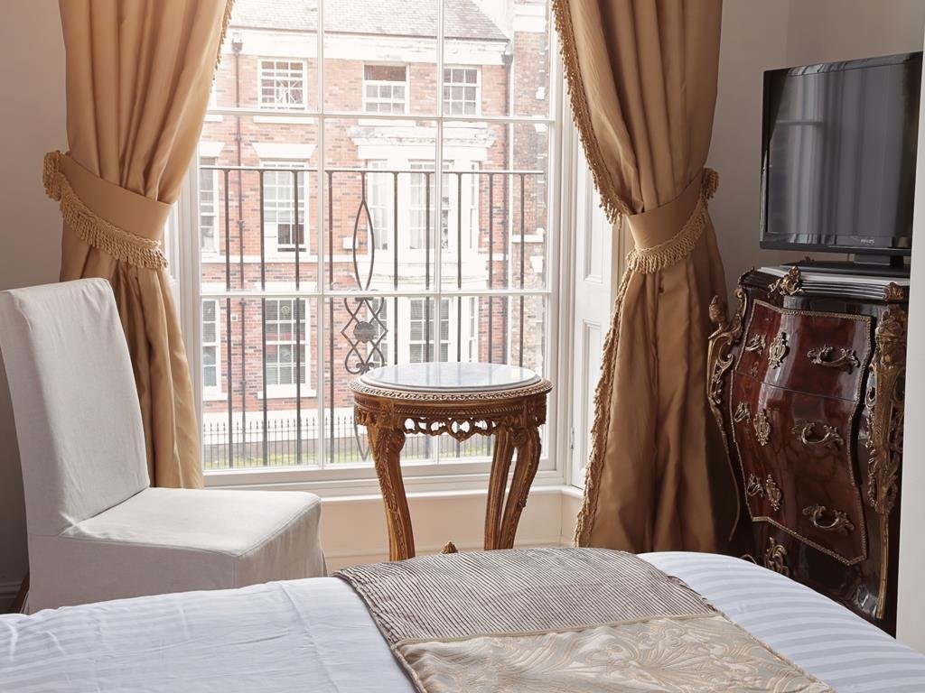 Фото Georgian Town House Hotel