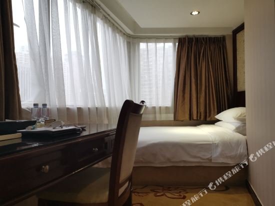 Фото Vienna Hotel Shenzhen Fenghuang Road