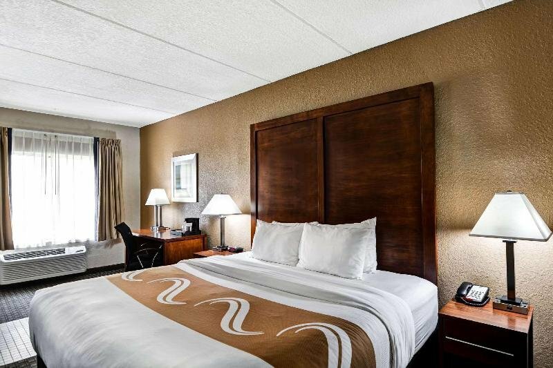 Гостиница Quality Inn & Suites Heritage Park в Орландо