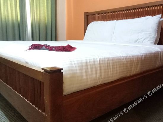 Фото Seri Costa Hotel