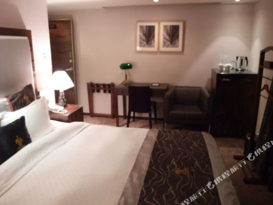 Фото Fuhau Hotel