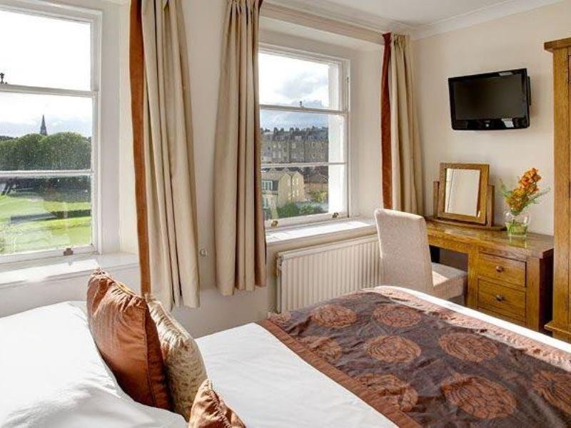 Фото The Bird, Bath