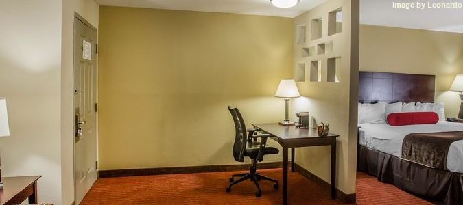 Фото Quality Suites Nashville Airport