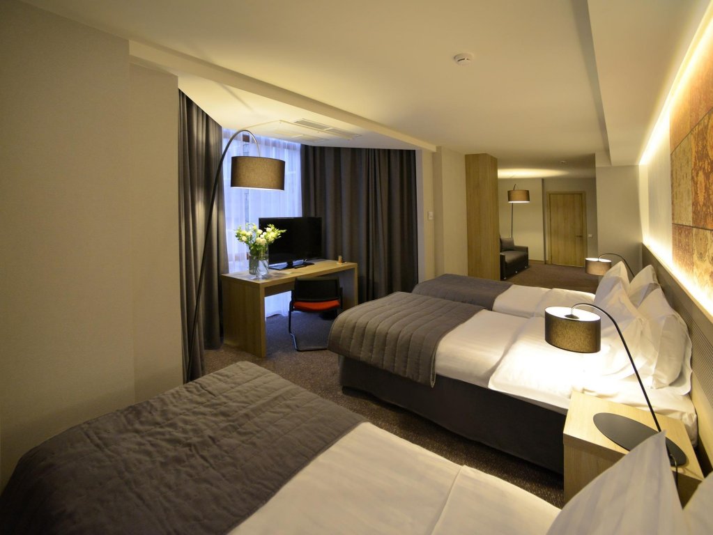 Фото Отель Република Ереван