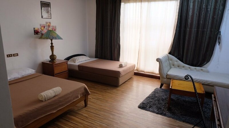 Гостиница Dejavu Bed and Breakfast в Багио