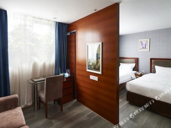 Фото Bravo Business Hotel