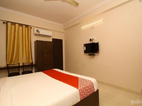 Фото Hotel Nav Bharat Residency