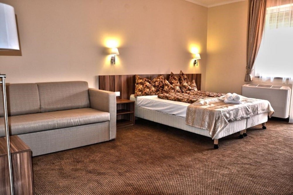 Фото Balaton Colors Beach Hotel