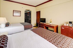 Гостиница Hotel Las Americas