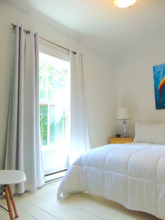 Фото The Elizabeth Manor Guesthouse